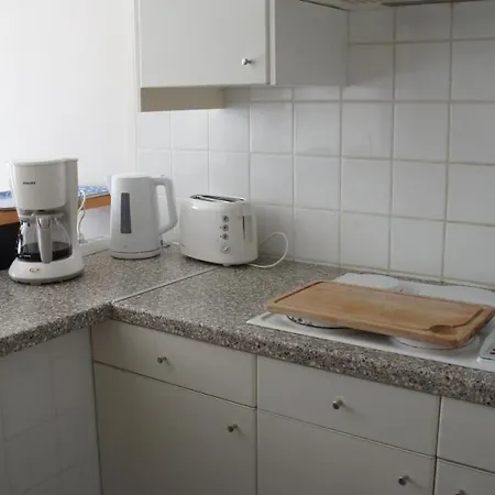 Zonnig En Gezellig Met Zijdelings Zeezicht En Zwembad In Lejlighed *