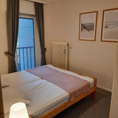 Apartman Zonnig En Gezellig Met Zijdelings Zeezicht En Zwembad In